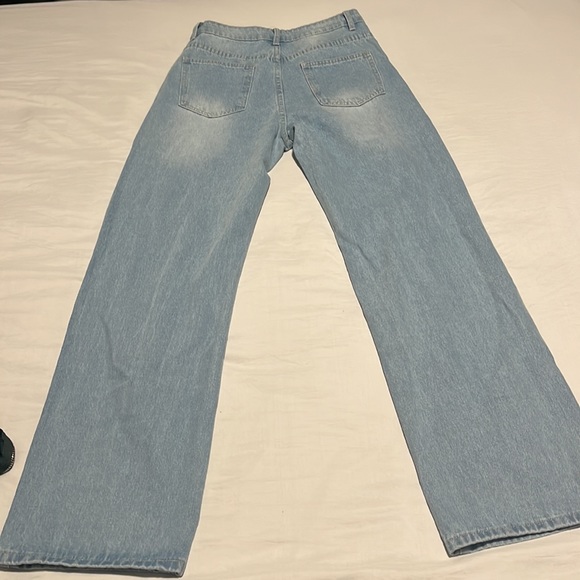 Ripped Straight Leg Jeans - Picture 3 of 3